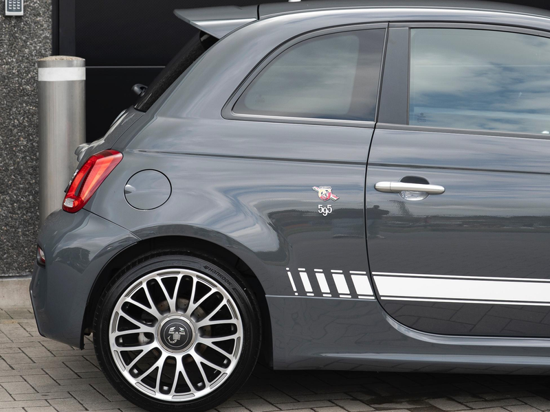 Abarth 595 Turismo 595 1.4 T-Jet Turismo * Nieuwstaat * — photo 4
