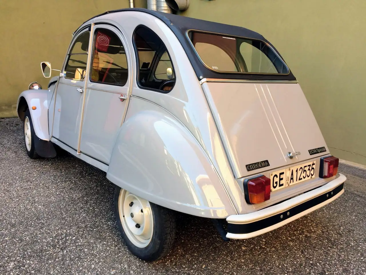 Citroen 2CV6 0.6 Special, foto 1