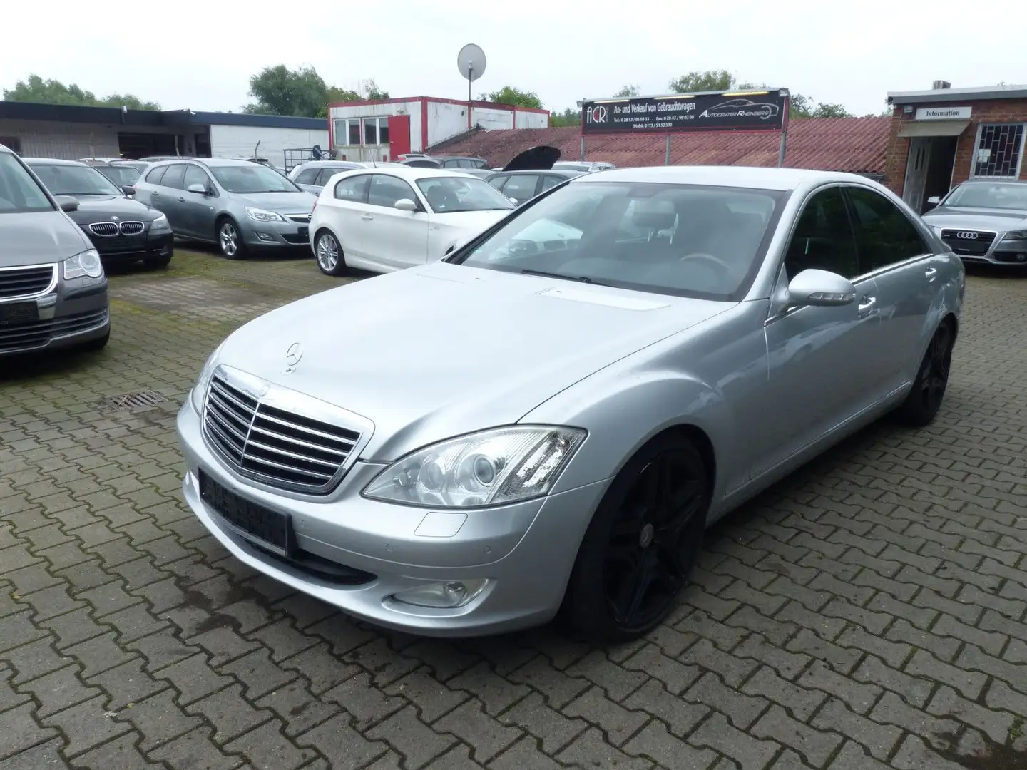 Mercedes-Benz S 320 Lim.  CDI Vollauasstattung Срібний - 1