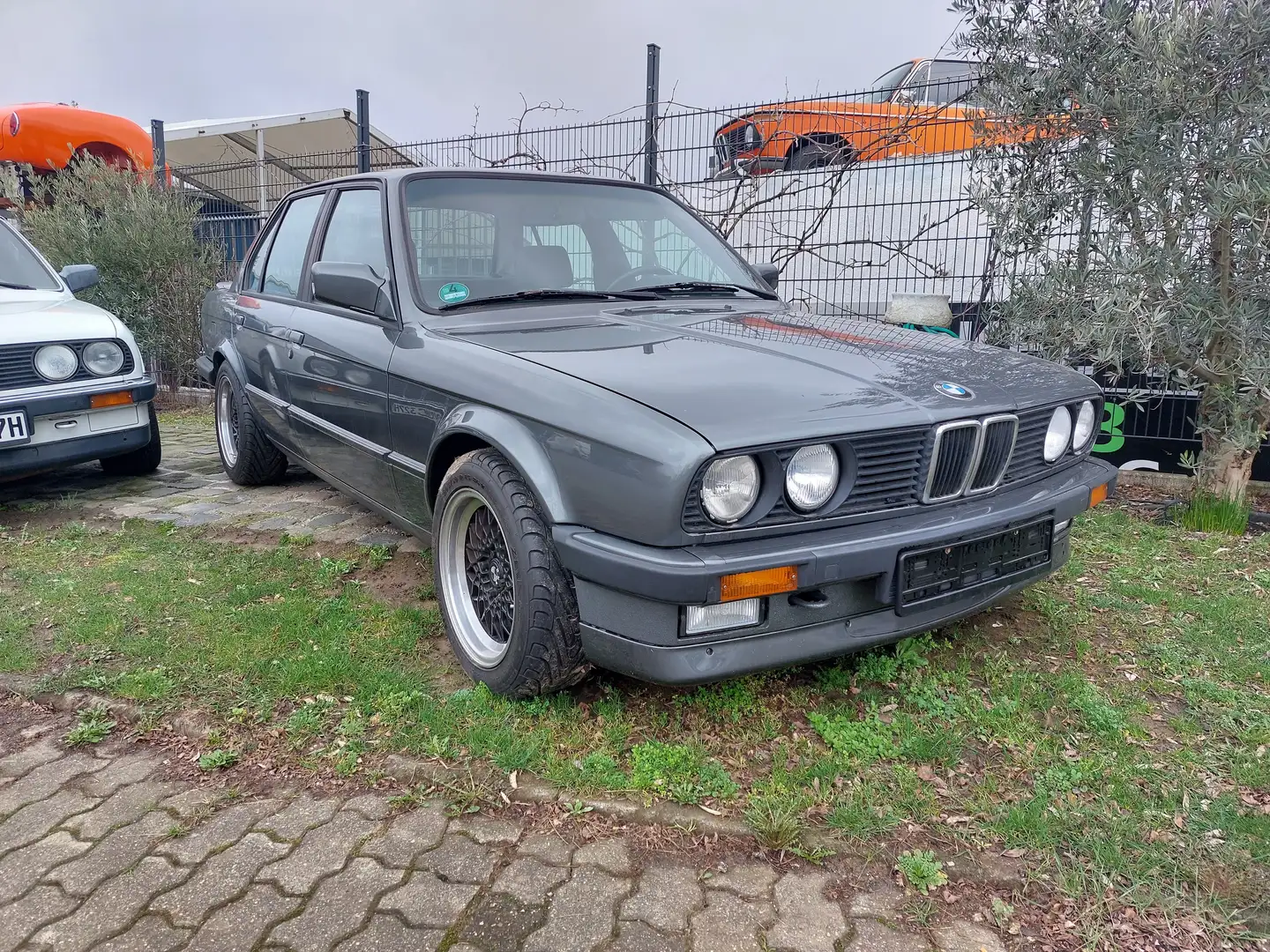 BMW 325 325 ETA Shadowline Limosine HU AU H-Kennzeichen Grigio - 2