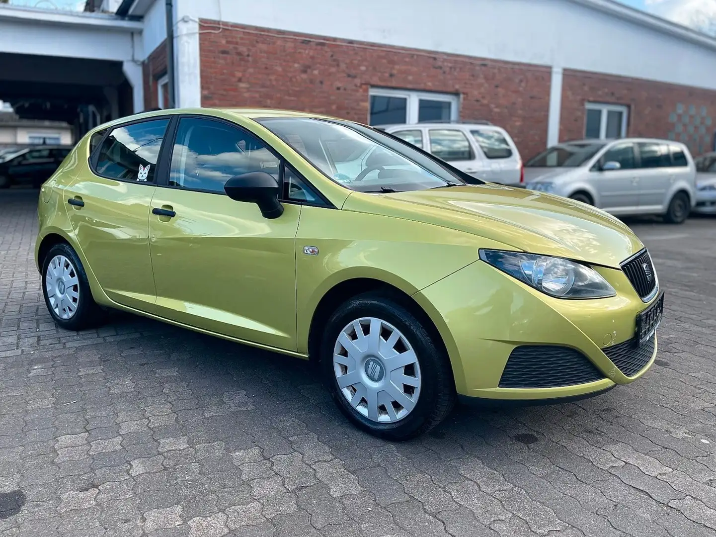 SEAT Ibiza 1.4 Lim. *FASTNEUTÜV*KLIMA*8XBEREIFT* Zelená - 2