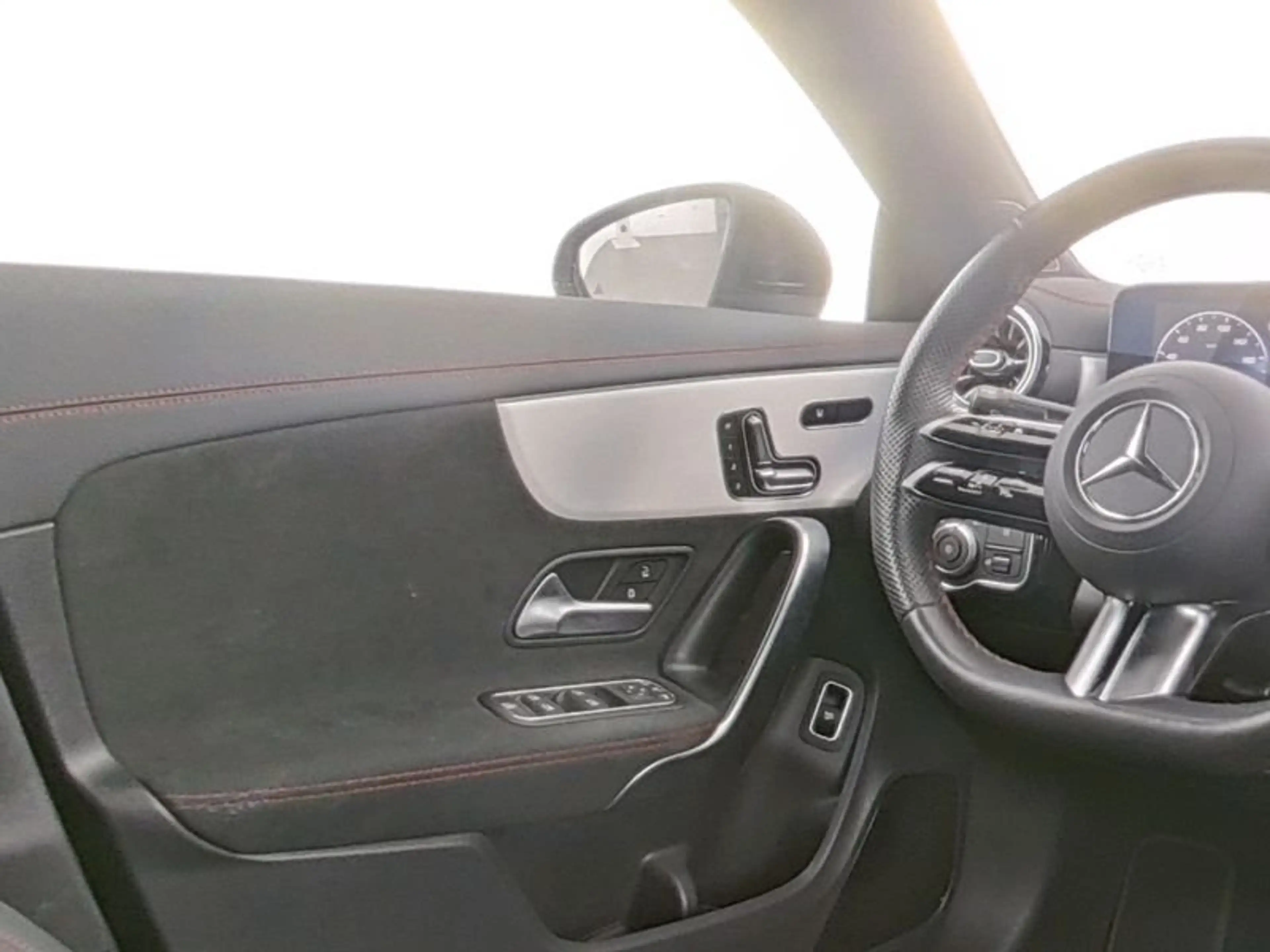 Mercedes-Benz CLA 220 d Cp AMG Pano/360°/MBUX/Distr/Tot/HeadUp — photo 6