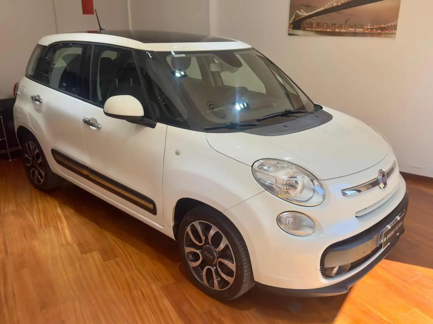 Fiat 500L 1.4 T-Jet 120 CV GPL Lounge Bianco - 1