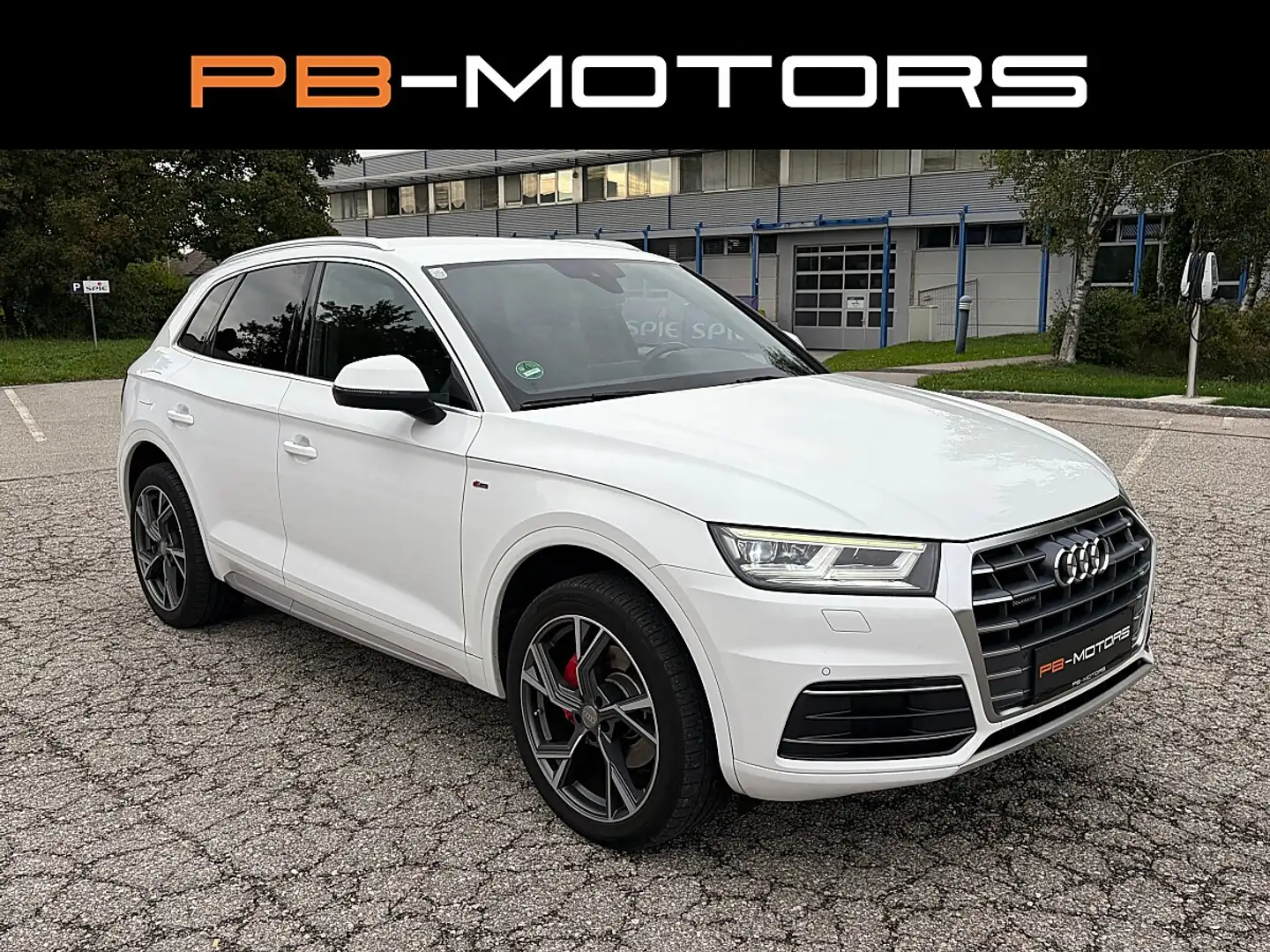 Audi Q5 2.0 TDI Quattro Sport S-tronic S-Line Weiß - 1