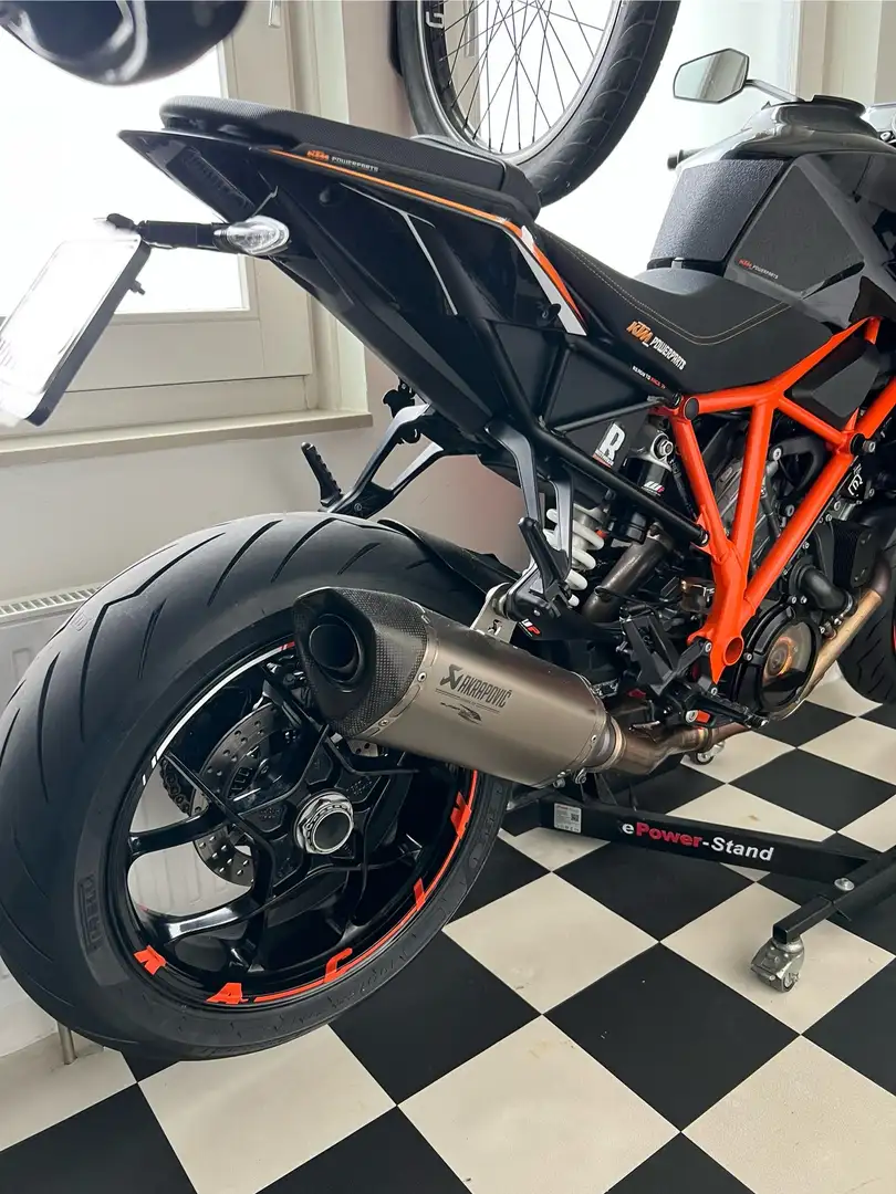 KTM 1290 Super Duke R KTM 1290 Super Duke R Zwart - 2