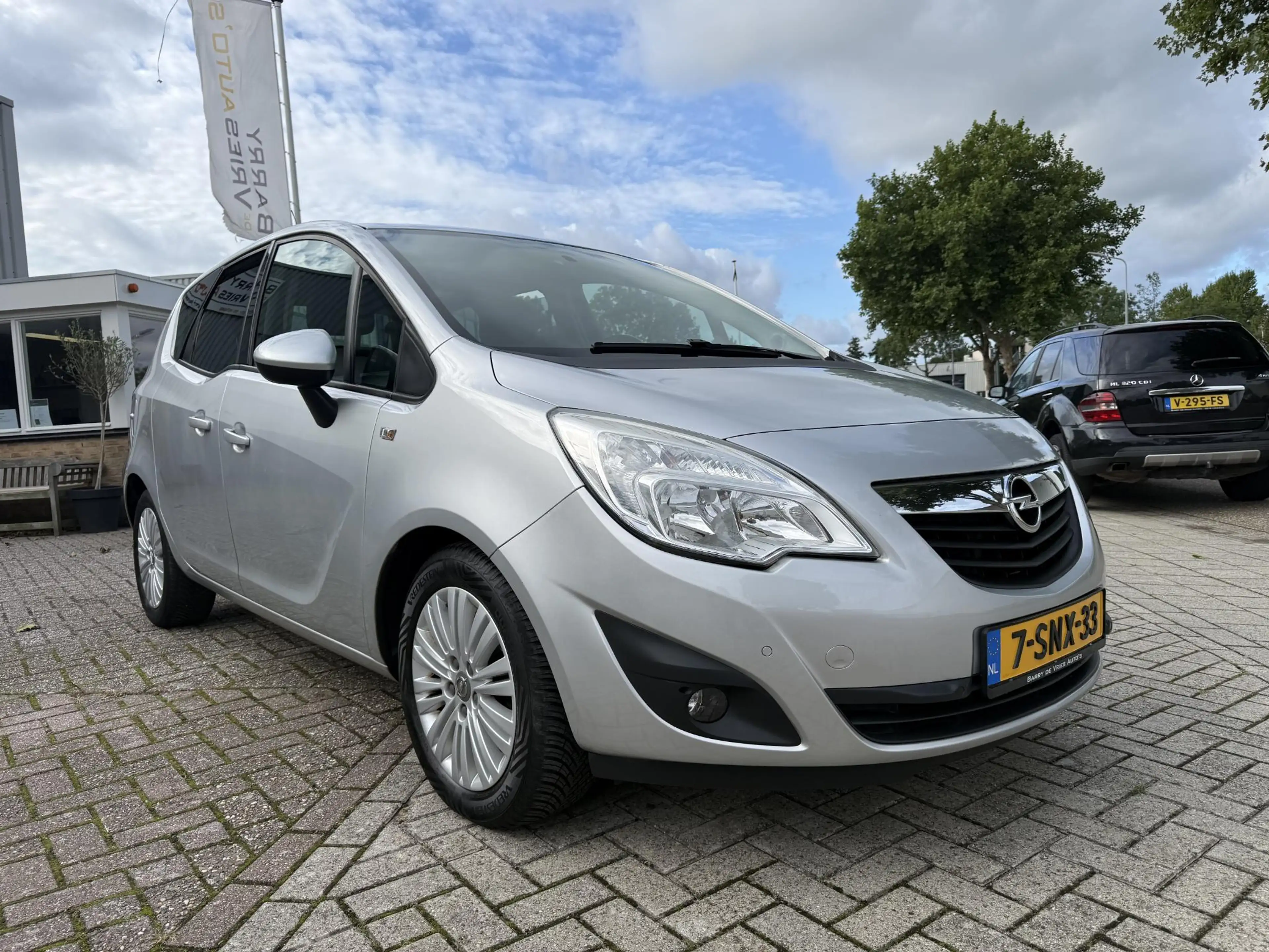 Opel Meriva 1.4 Turbo Cosmo — photo 3