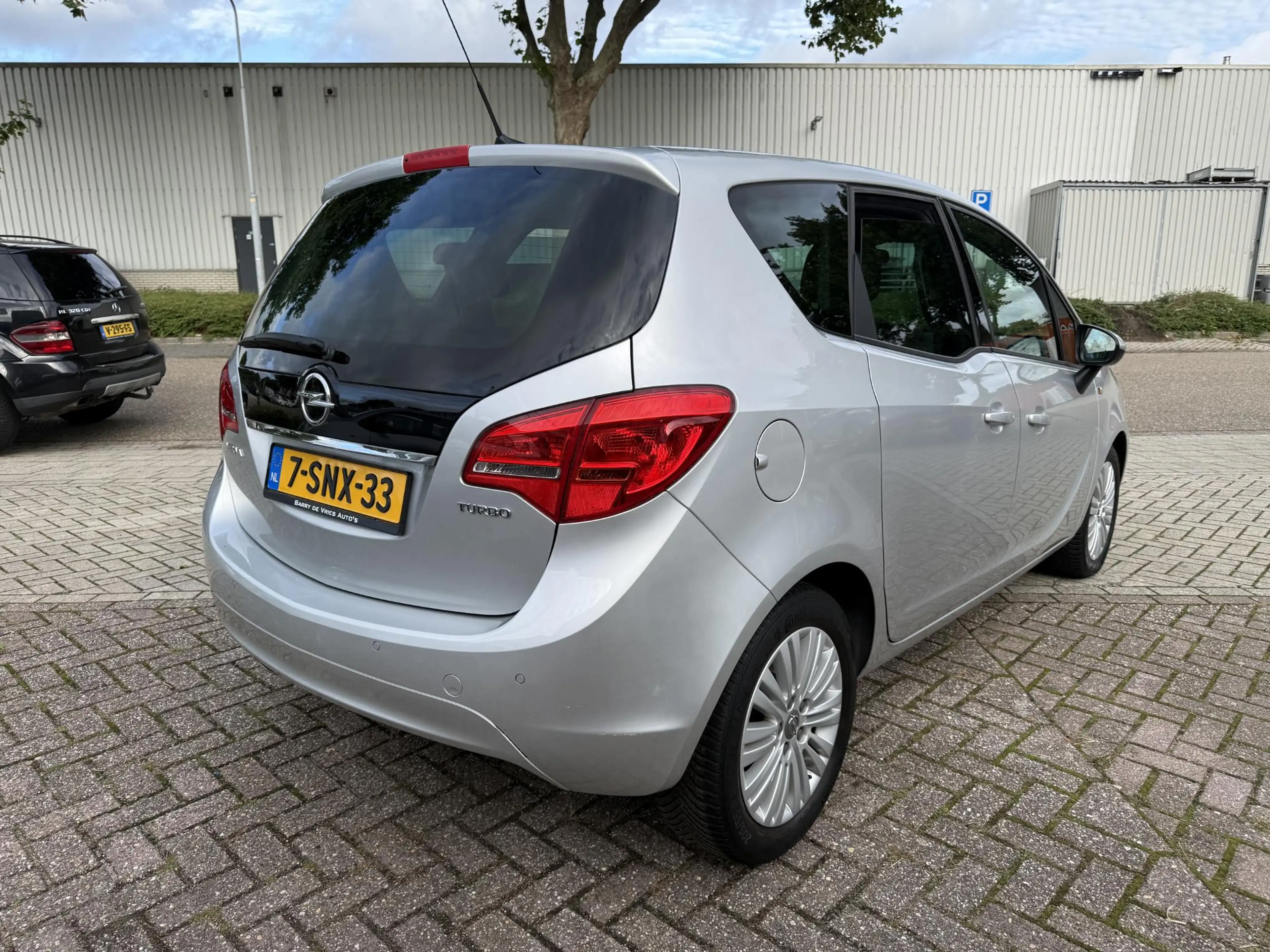 Opel Meriva 1.4 Turbo Cosmo — photo 8