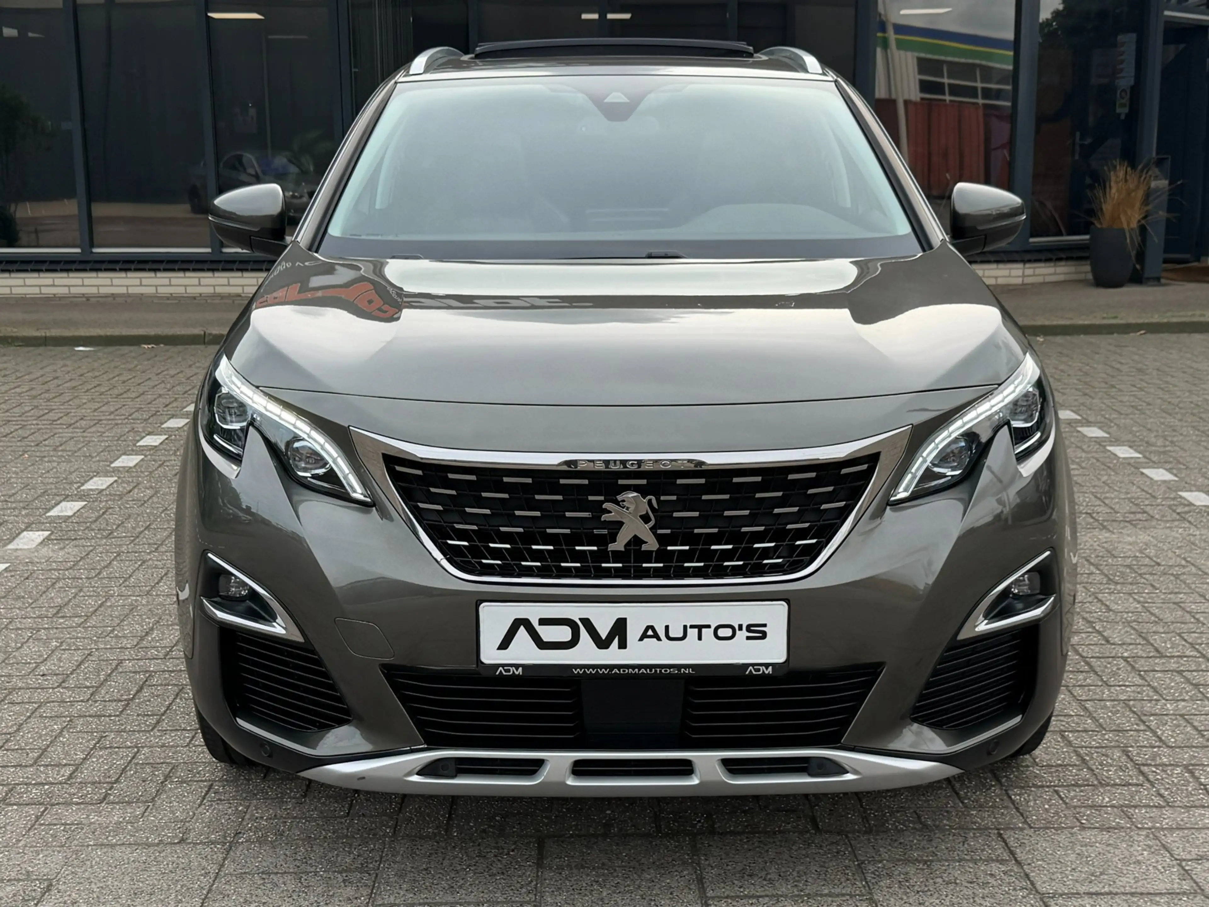Peugeot 3008 1.2 PureTech Allure l PANO — photo 10