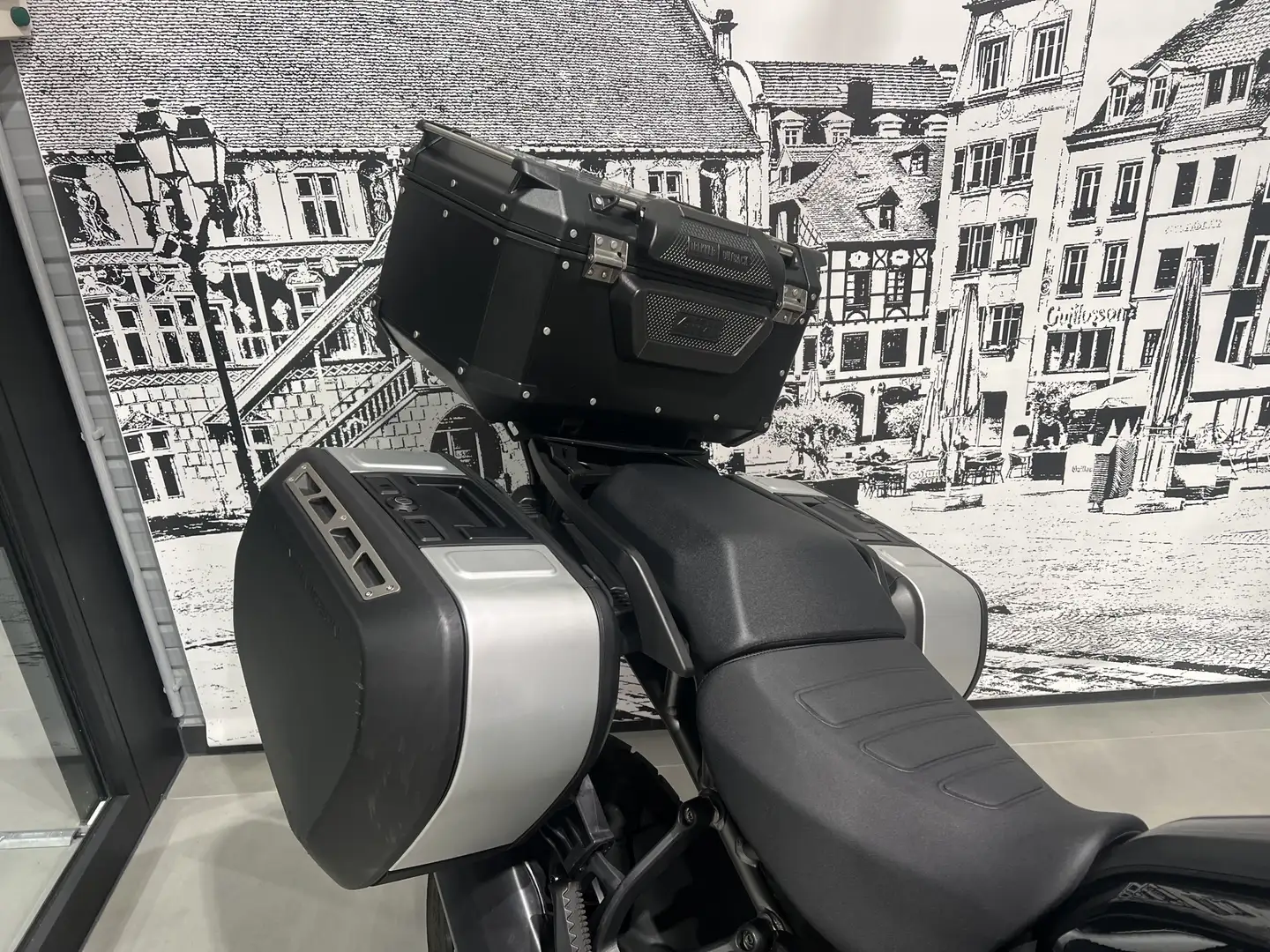 Harley-Davidson Pan America Noir - 2