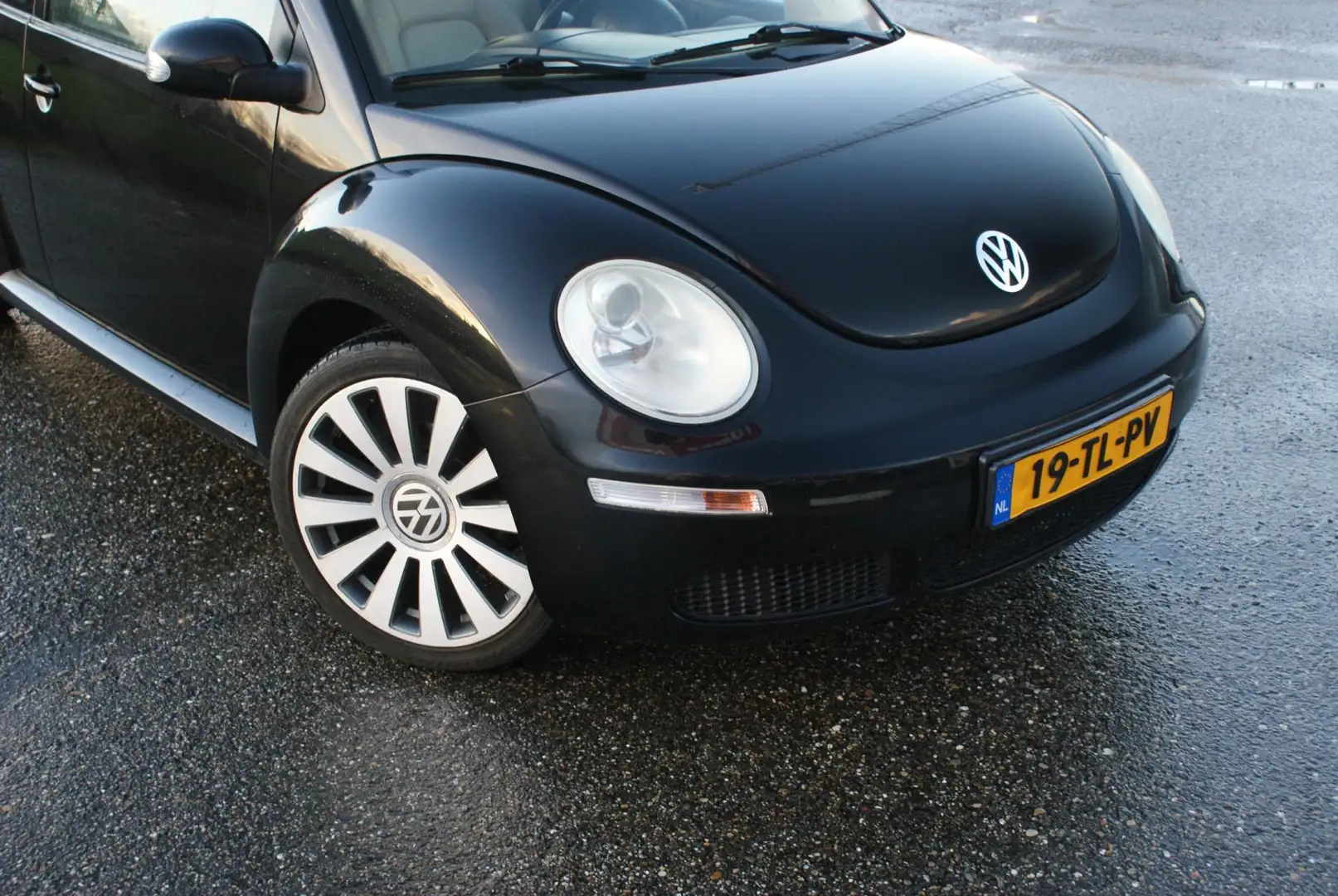Volkswagen New Beetle 2.0 Highline | Org NL | Schuifdak | Leder | Stoelv Negro - 2