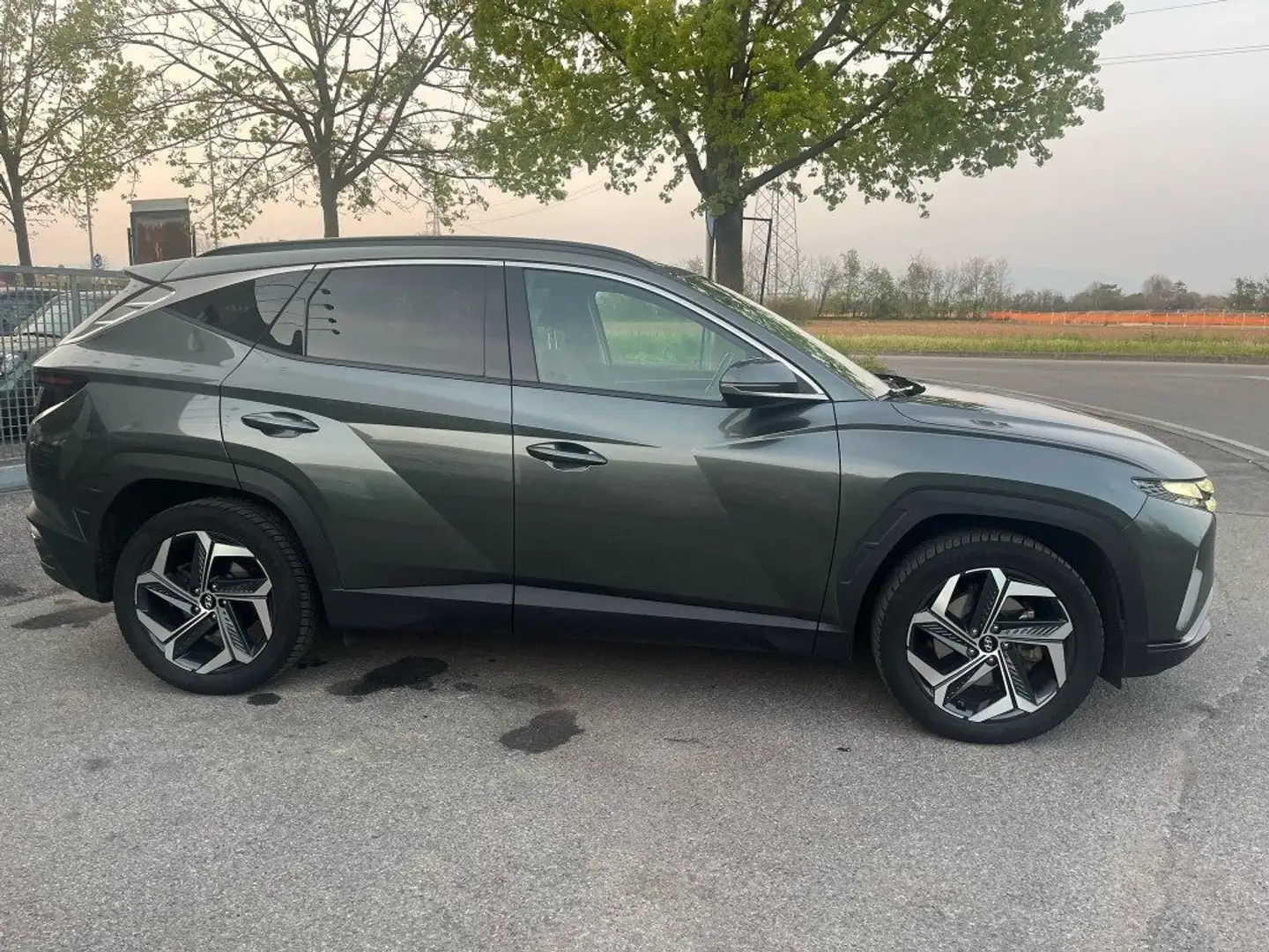 Hyundai TUCSON 1.6 X-LINE FULL-HYBRID 230 CV Grigio - 2