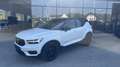 Volvo XC40 B4 AWD R-Design Geartronic Weiß - thumbnail 2