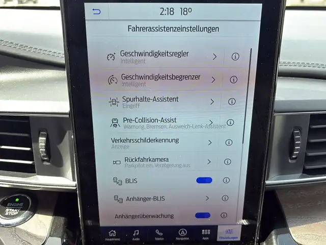 Ford Explorer view 26