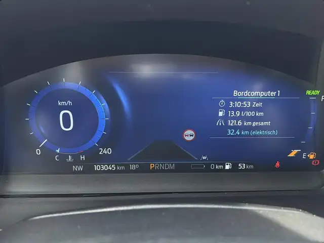 Ford Explorer view 23