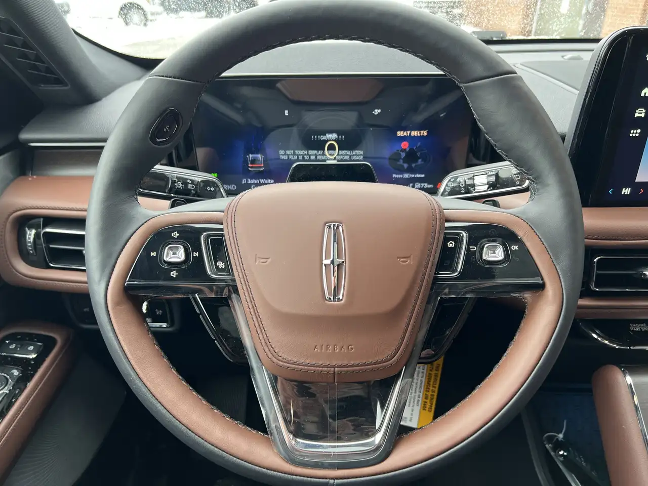 Lincoln Aviator снимка Lincoln Aviator