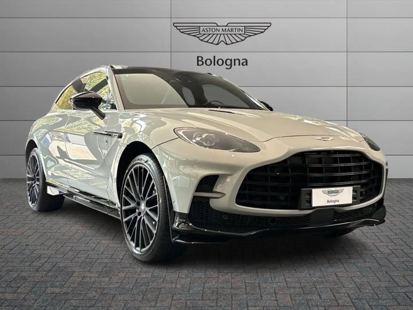 Aston Martin DBX 707 4.0 Auto Argento - 1