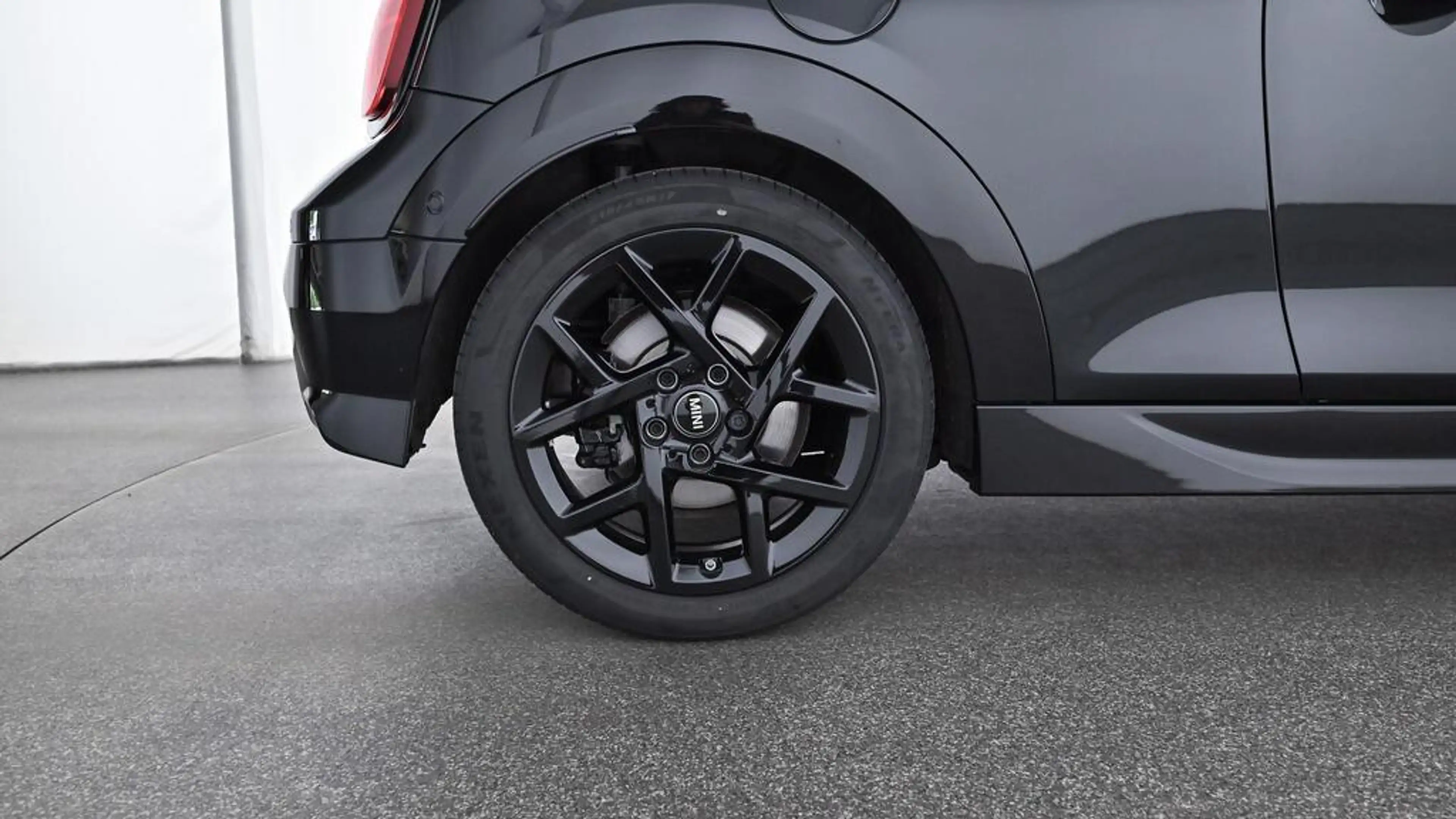 MINI Cooper C Cabrio John Cooper Works Trim — photo 11