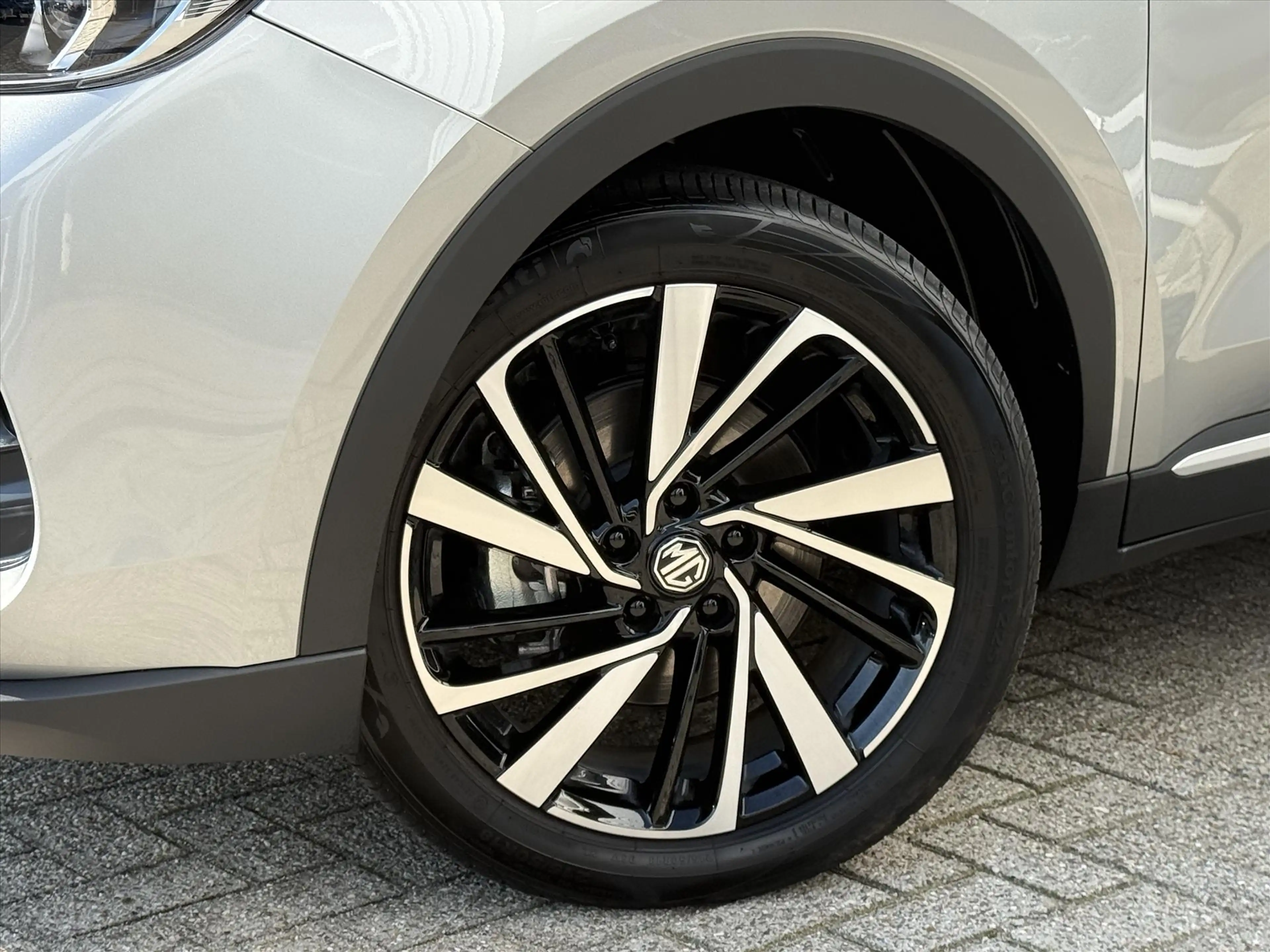 MG ZS 1.5L 198pk Hybrid+ Automaat Luxury | Leer | trekha — photo 11