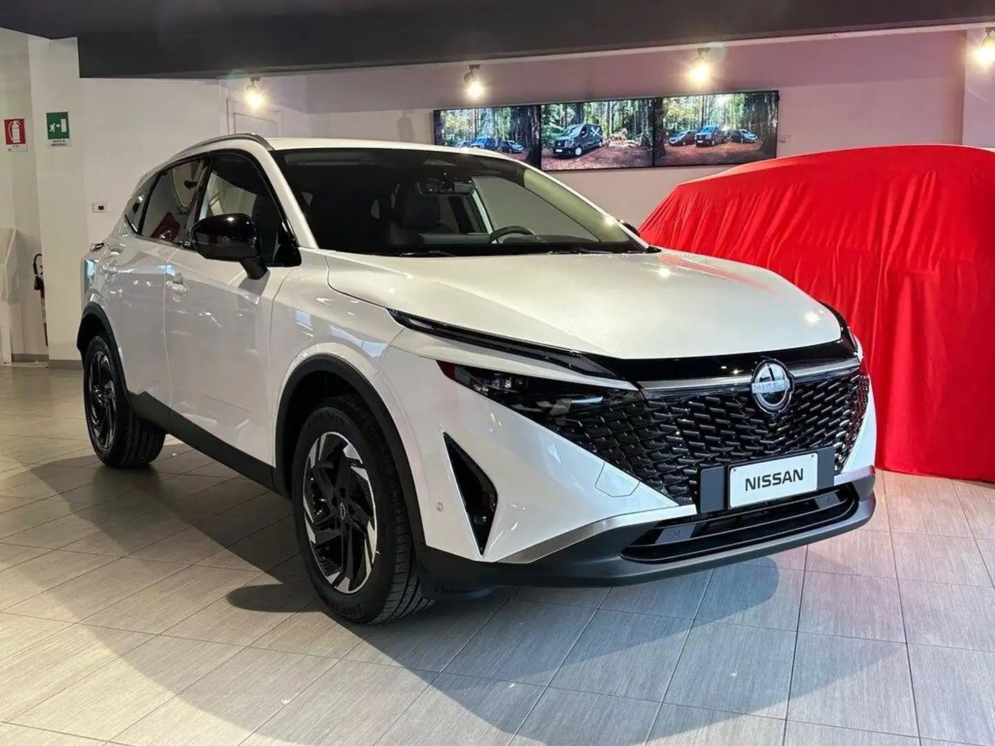 Nissan Qashqai 1.5 e-power N-Connecta 2wd Weiß - 2