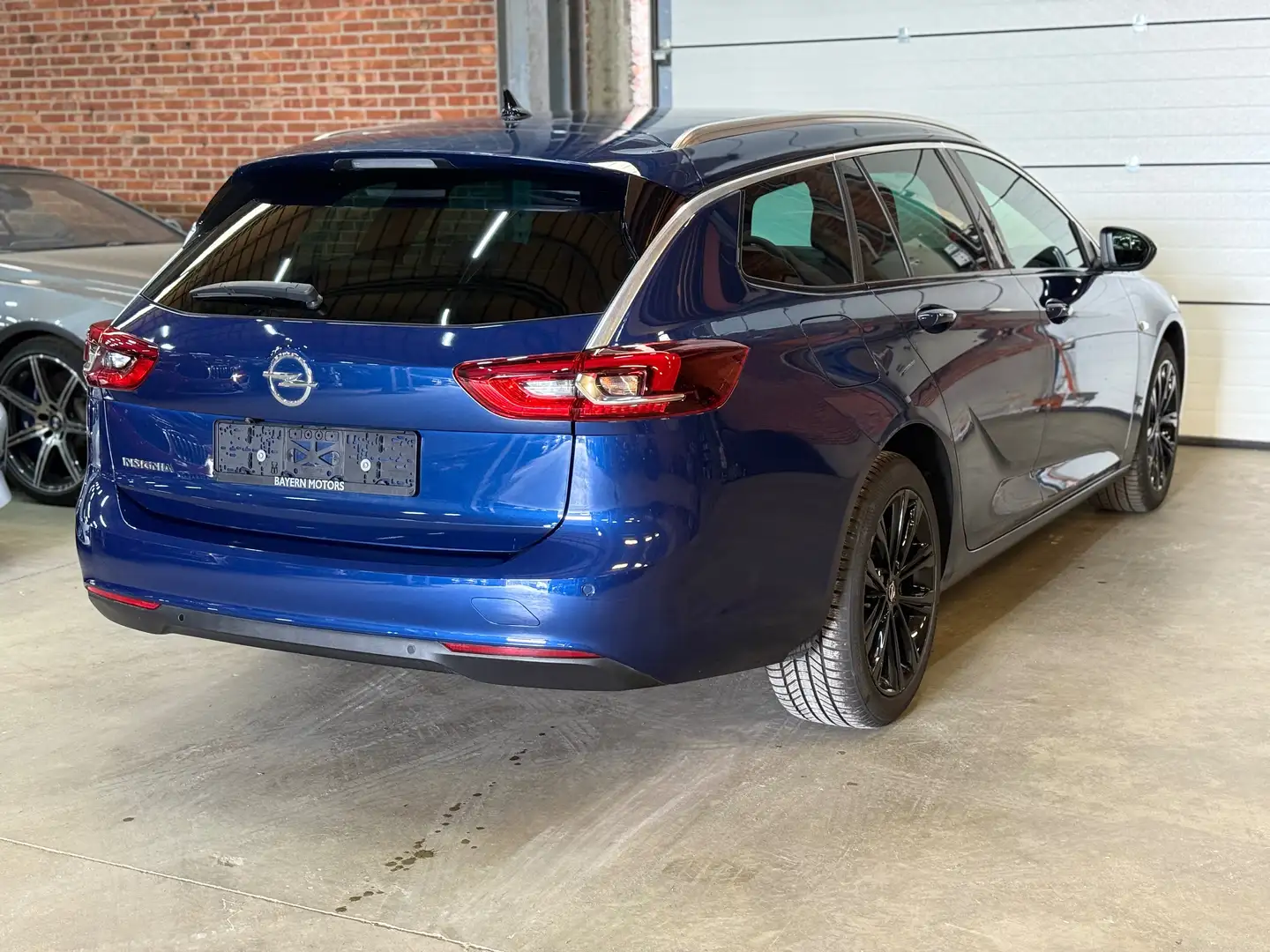 Opel Insignia 1.5D 2021 69.000km Navi LED Camera EURO 6d Zwart - 2
