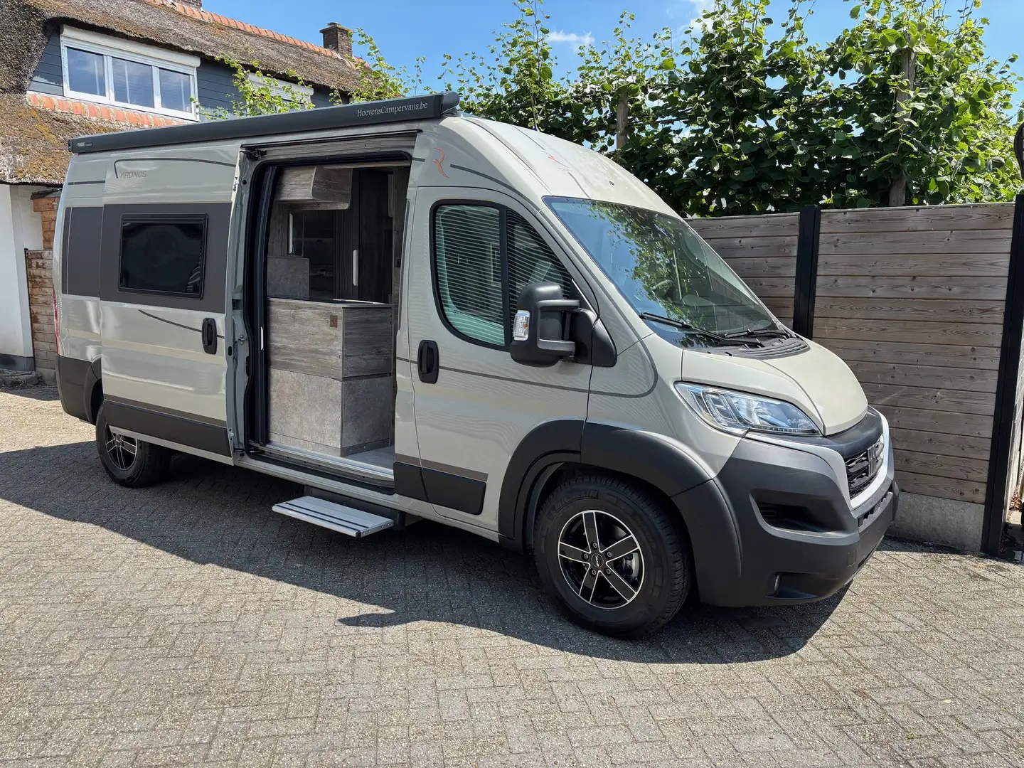 Robeta Kronos 2.2 Fiat Aut Langslaper Safety Pack (5,99m) Grigio - 1