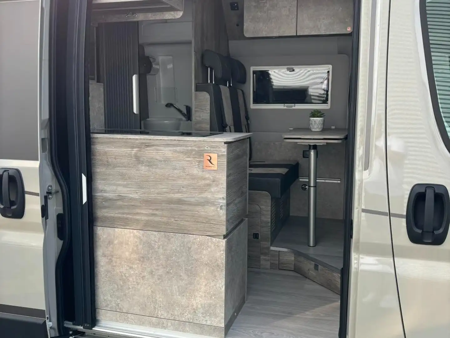 Robeta Kronos 2.2 Fiat Aut Langslaper Safety Pack (5,99m) Grigio - 2