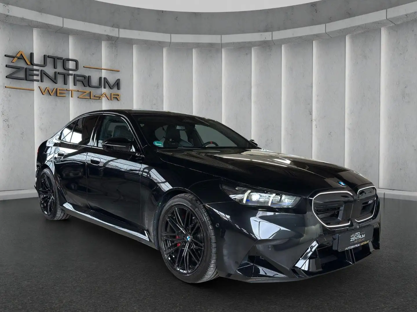 BMW M5 M Drivers Pack | Pano | Bowers & Wilkins Nero - 1