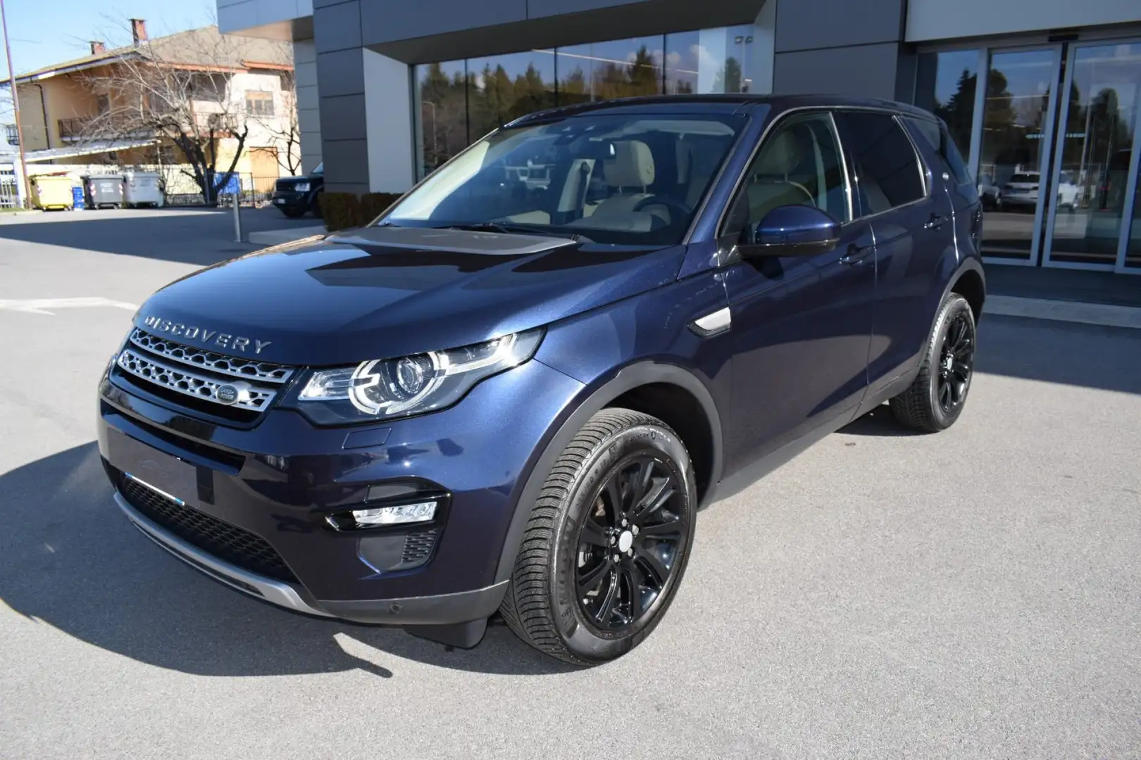 Land Rover Discovery Sport 2.2 TD4 HSE Blauw - 1