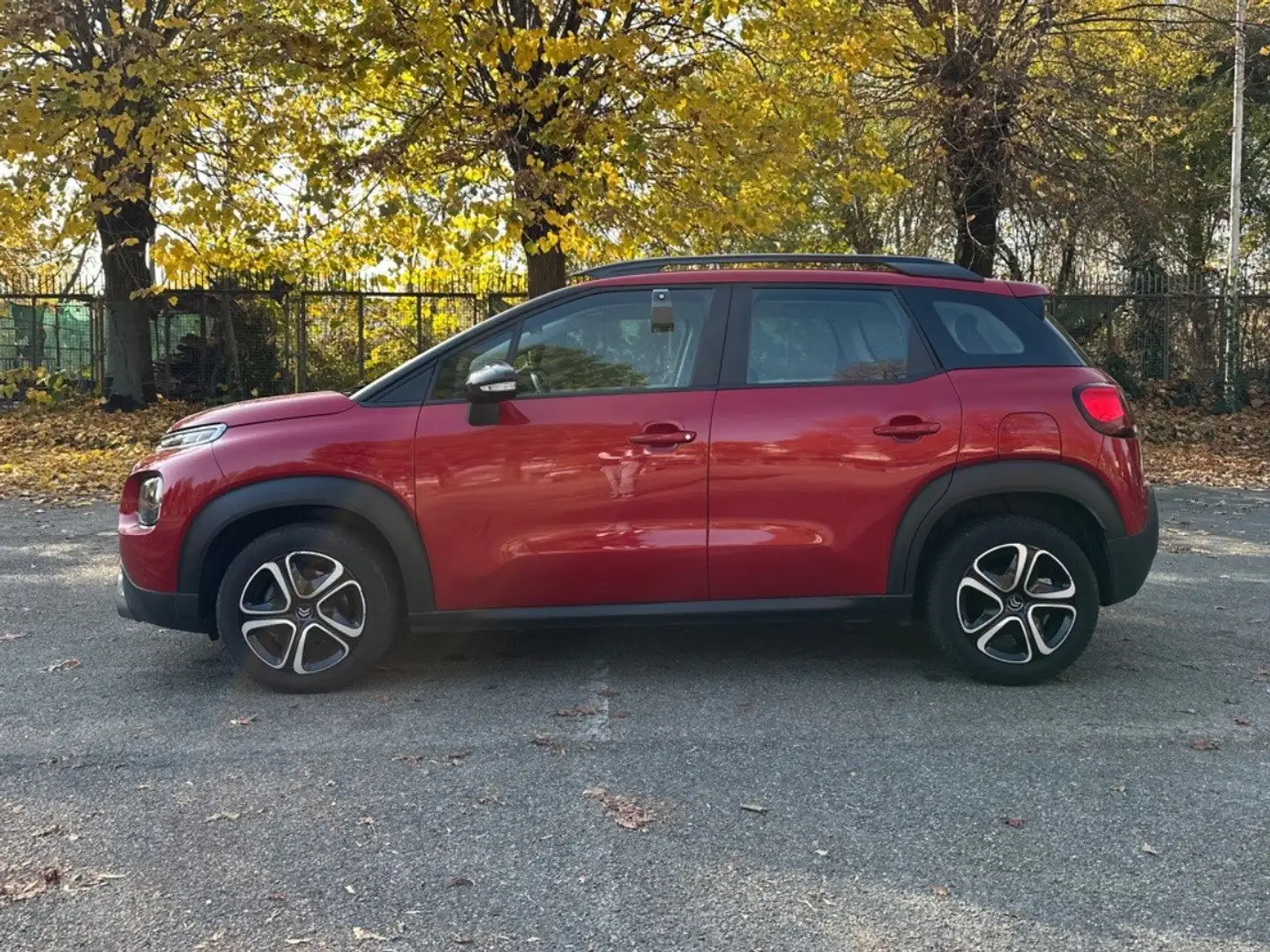 Citroen C3 Aircross PureTech 110 S&S Feel Rosso - 2