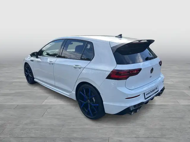 Volkswagen Golf view 3