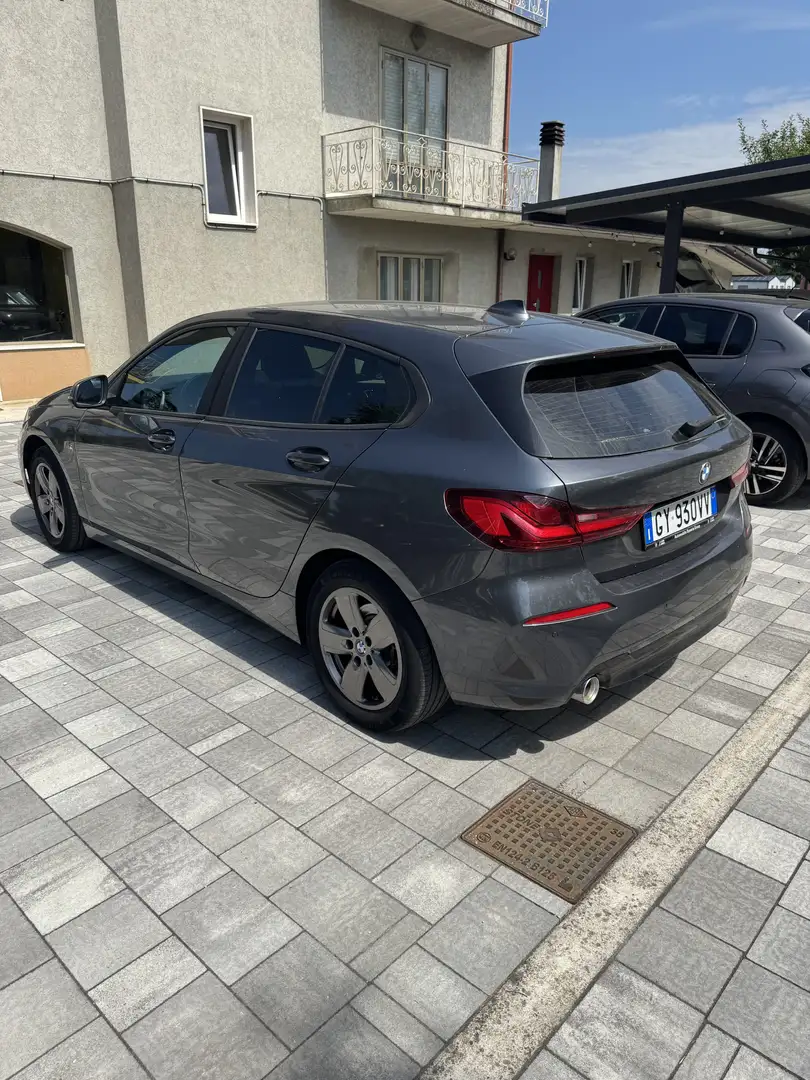 BMW 116 116d Luxury - 2