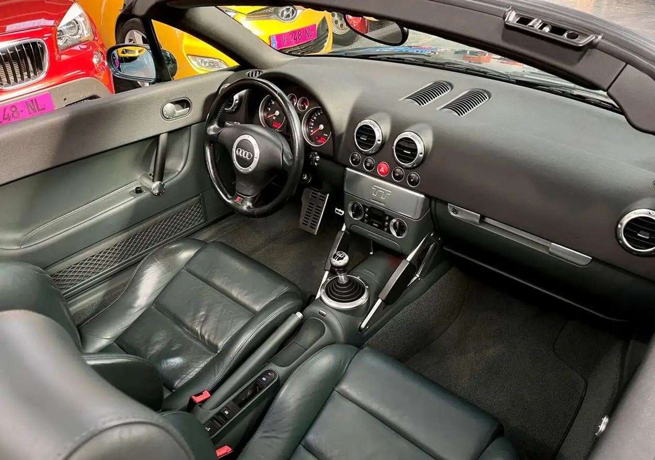 Audi TT Roadster 1.8T 180 ch Première main 74 250 kms Vert Steppe, Capote électrique, Audio Bose Distribution neuve Carnet et his, foto 8