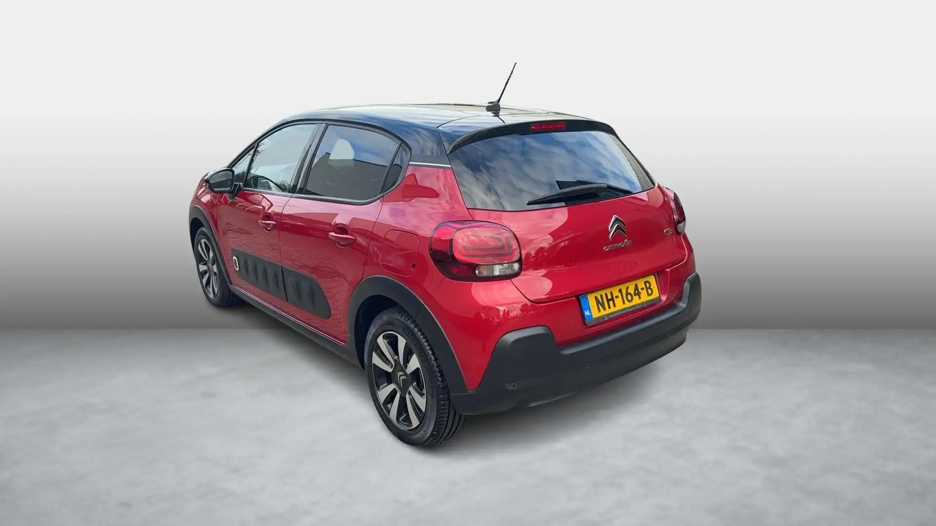 Citroen C3 1.2 PureTech S&S Shine Volledig Citroen Dealer Ond Rouge - 2