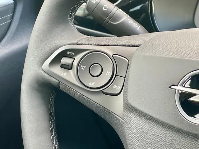 Opel Corsa view 13