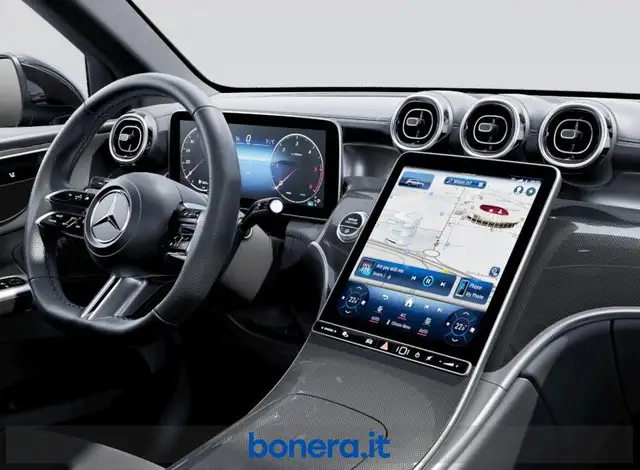 Mercedes-Benz GLC view 6