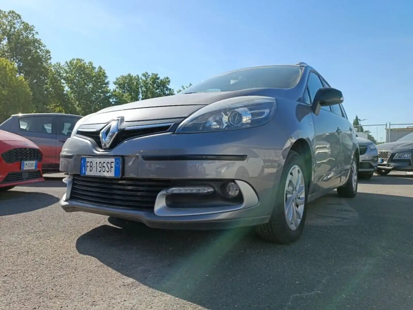 Renault Scenic Scénic XMod 1.5 dCi 110CV  Limited AT 7 posti - 2