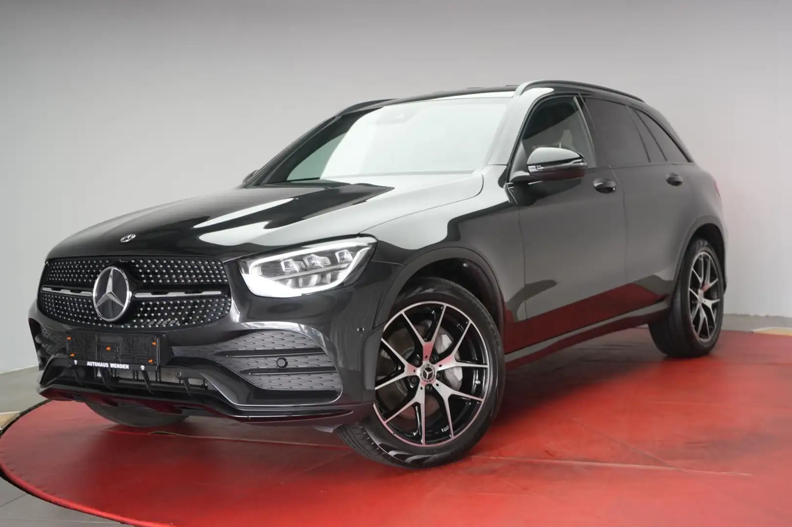 Mercedes-Benz GLC 200 4Matic 9G-Tronic AMG Navi/Temp/Kamera/LE Grau - 2