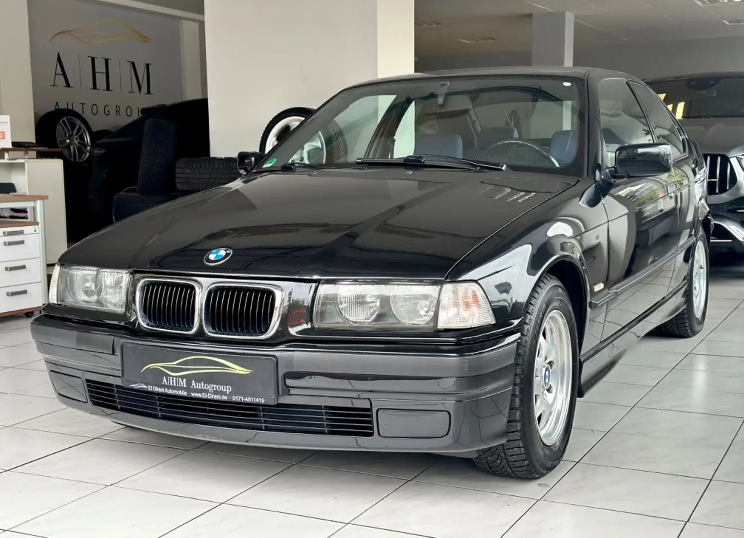 BMW 316 i Compact Automatik/Leder Blau!/Klima/S-Heft/ Negro - 1