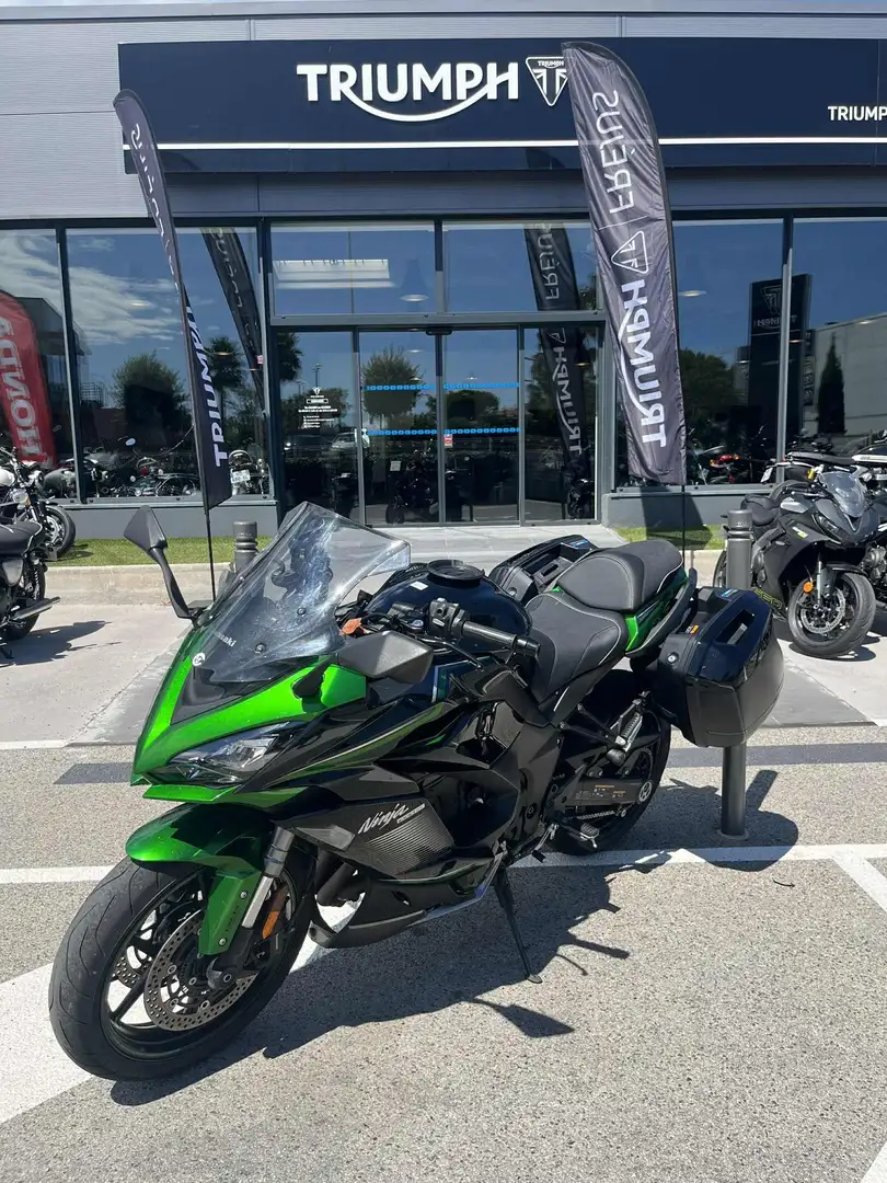 Kawasaki Ninja 1000SX - 2