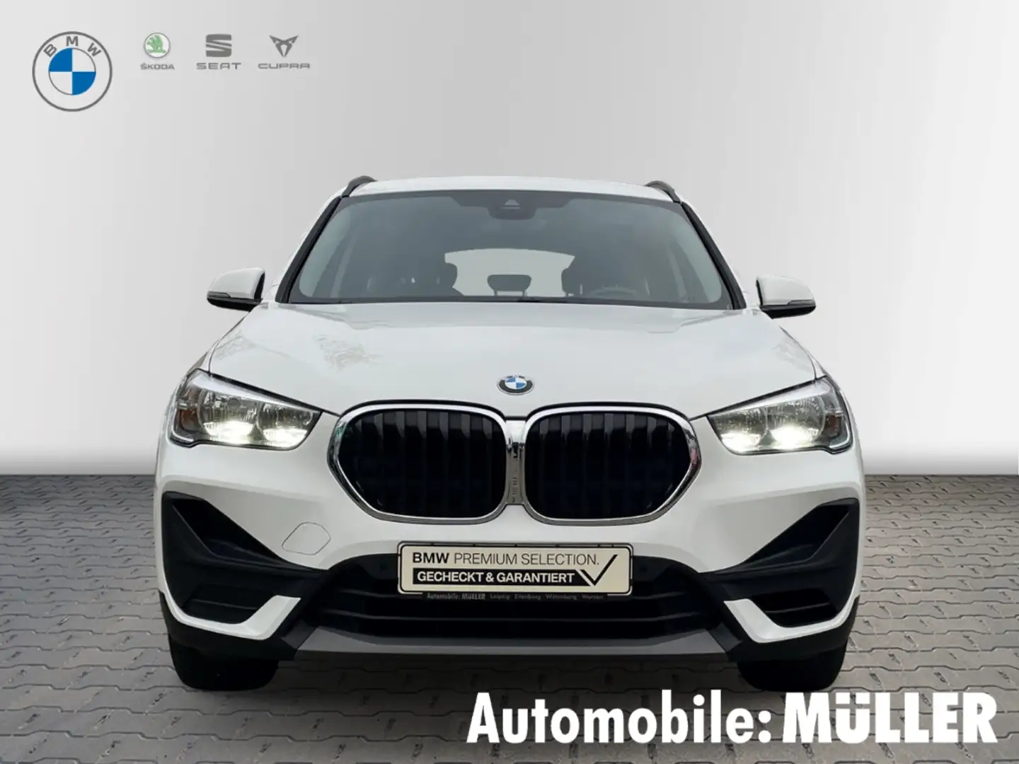 BMW X1 sDrive18i Advantage*Sitzhzg.*Tempomat*Klimaaut.* Weiß - 2