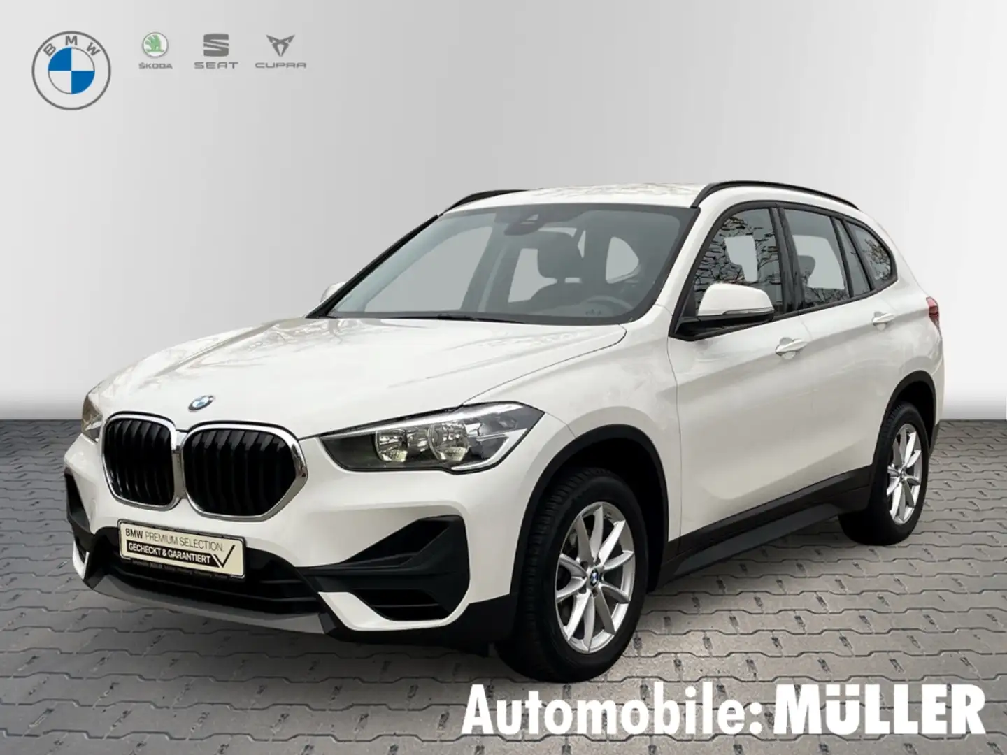 BMW X1 sDrive18i Advantage*Sitzhzg.*Tempomat*Klimaaut.* Weiß - 1