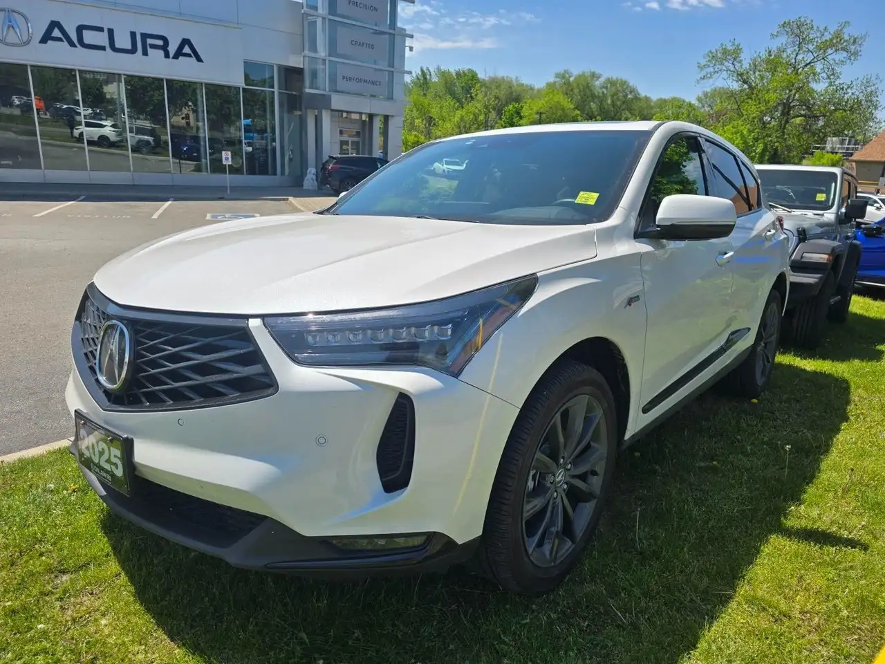 2025 Acura RDX
