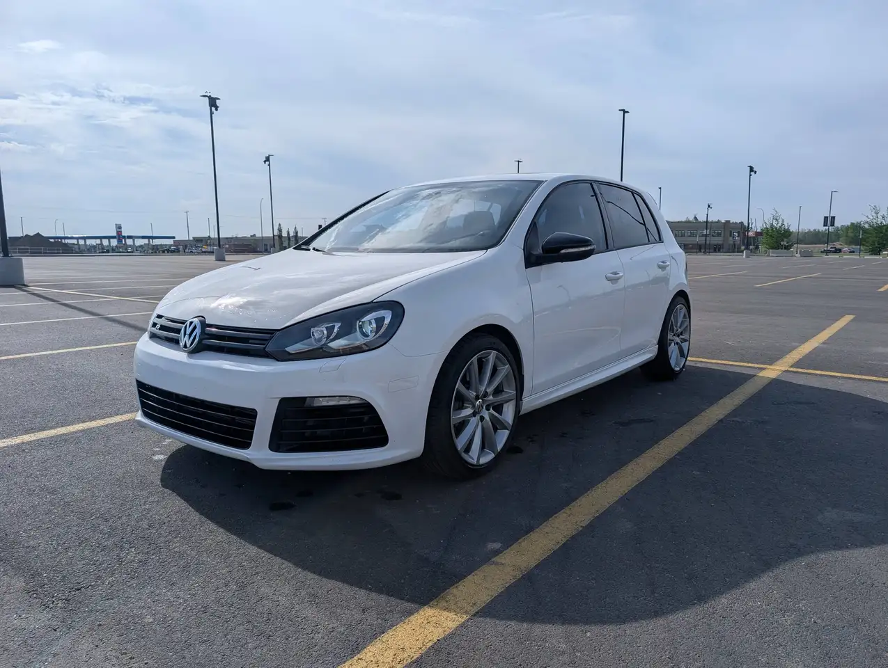 Volkswagen Golf R снимка Volkswagen Golf R