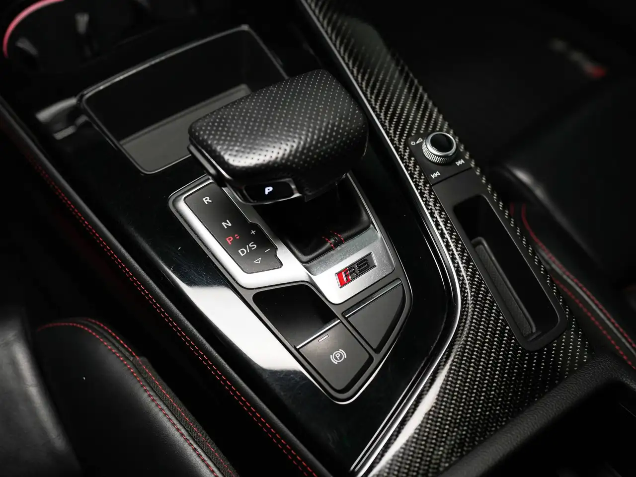 Audi RS5 снимка Audi RS5