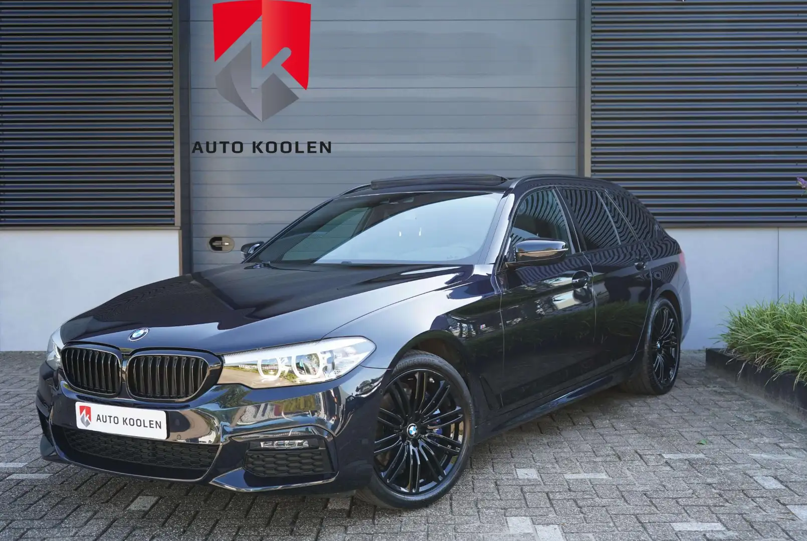 BMW 530 5-serie Touring 530i High Executive Edition 2020 Zwart - 1