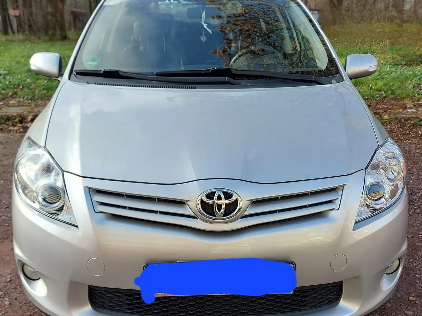 Toyota Auris 1.6 Life Silber - 2