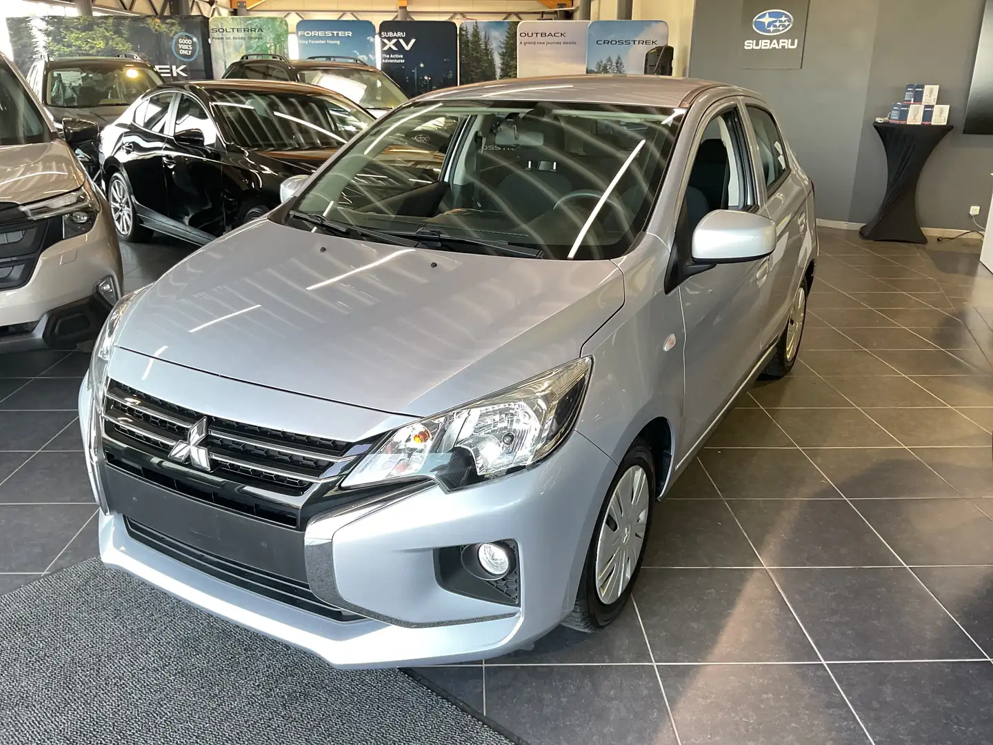 Mitsubishi Space Star Space Star 1.0i Inform Argent - 1