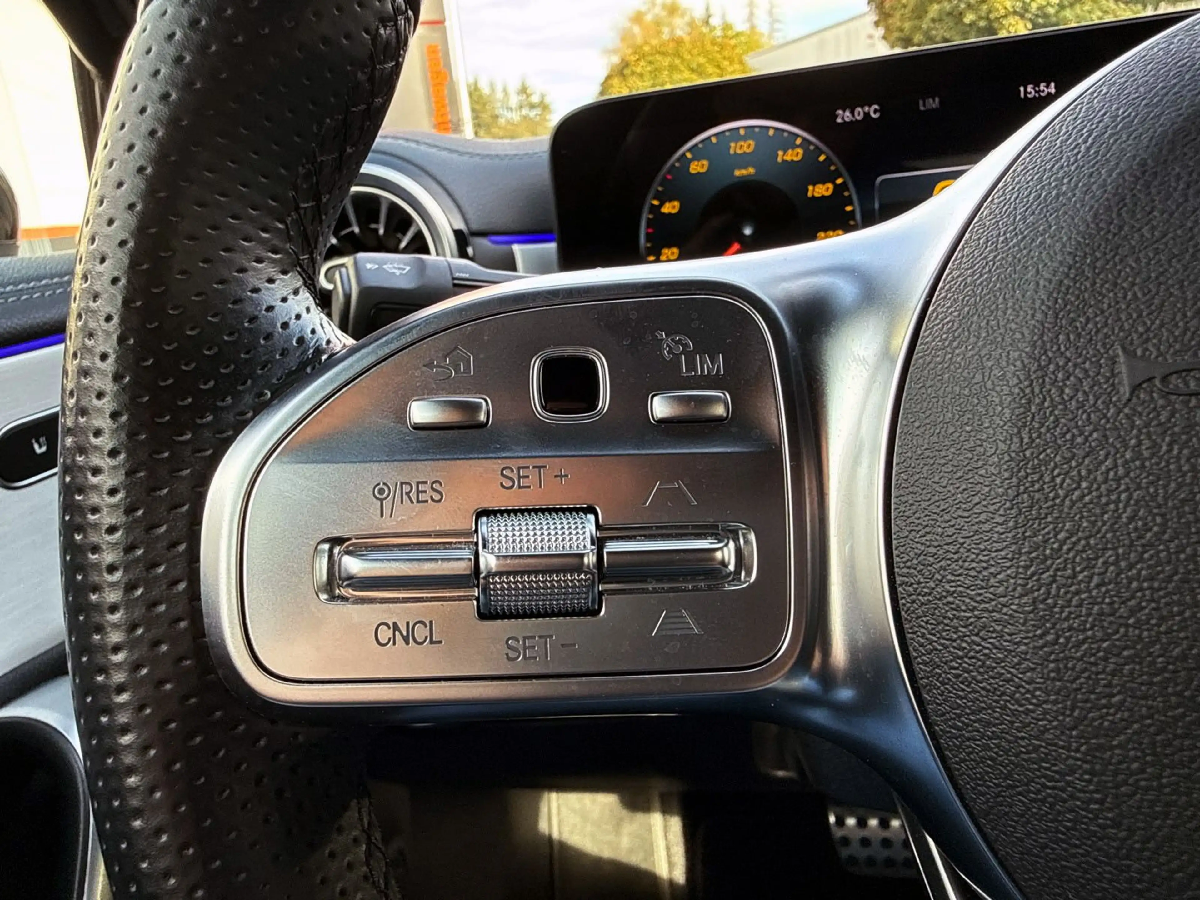 Mercedes-Benz A 250 A250 4Matic Advanced AMG-Line HUD 360° ACC AMBI — photo 8