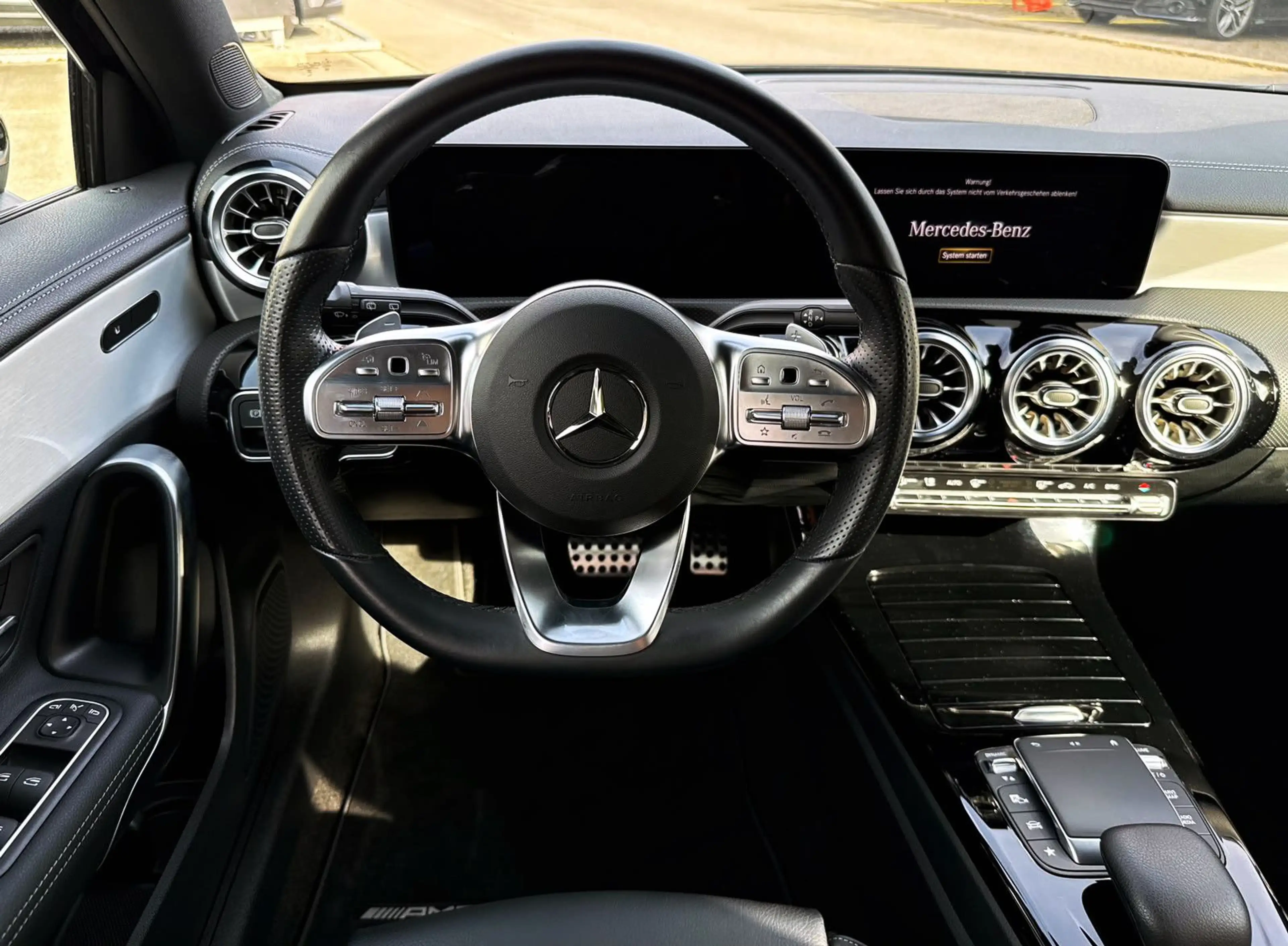 Mercedes-Benz A 250 A250 4Matic Advanced AMG-Line HUD 360° ACC AMBI — photo 9