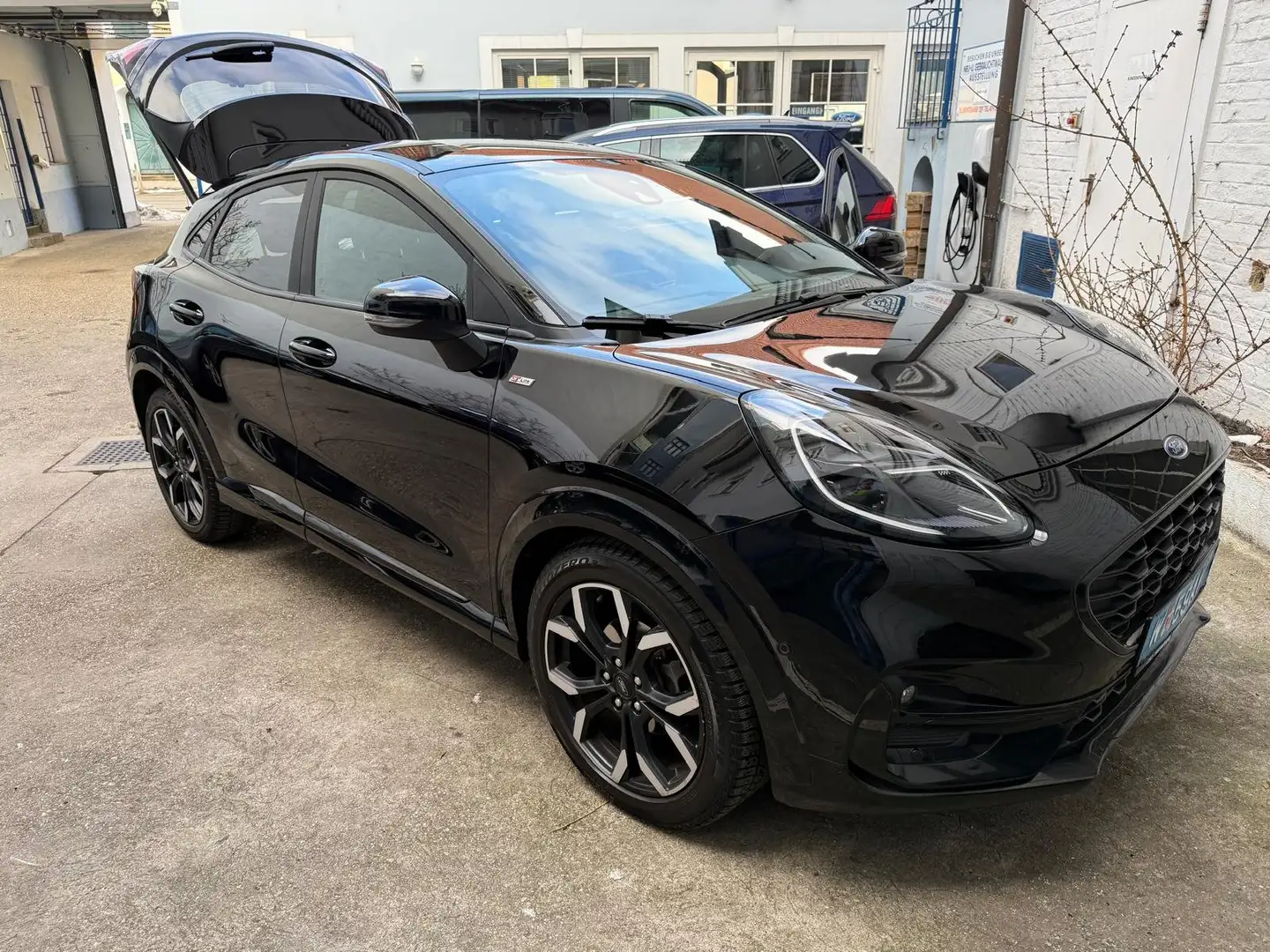 Ford Puma ST Line X Schwarz - 1
